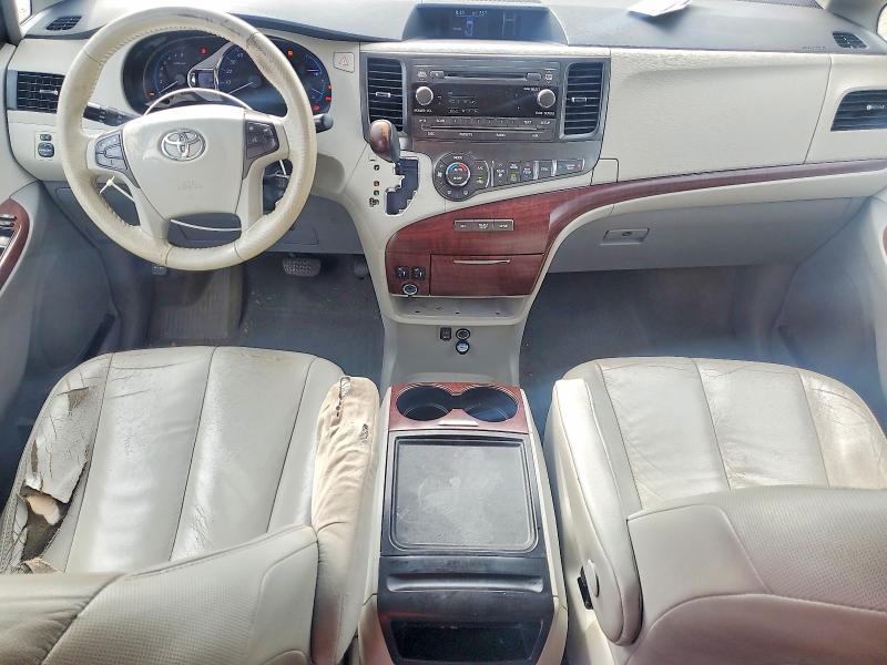 59246106 :رقم المزاد ، 5TDYK3DC8ES437526 vin ، 2014 Toyota Sienna مزاد بيع