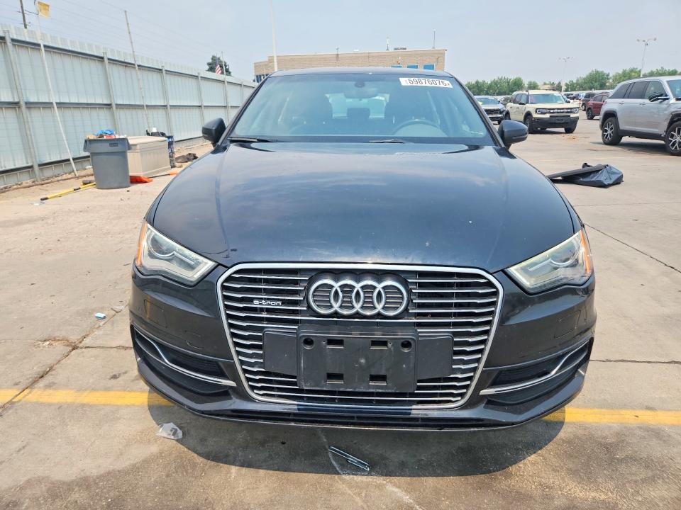 Продажа на аукционе авто 2016 Audi A3, vin: WAUUPBFF1GA076350, номер лота: 59876076