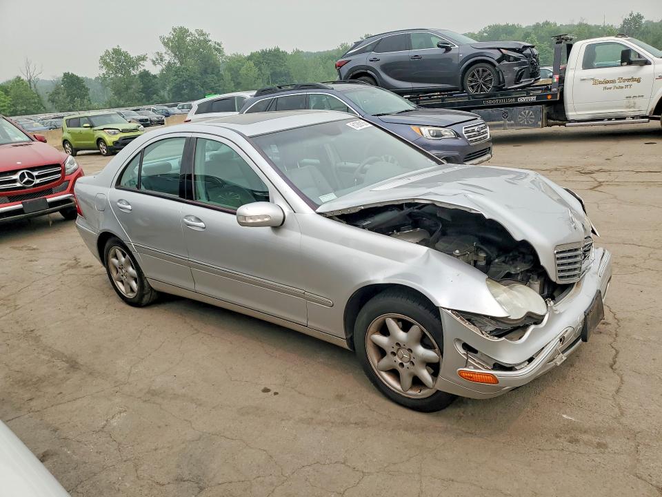 61289156 :رقم المزاد ، WDBRF81J64F552292 vin ، 2004 Mercedes-benz C مزاد بيع
