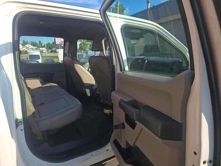 Продаж на аукціоні авто 2017 Ford F350, vin: 1FT8W3B60HED95980, номер лоту: 61303796