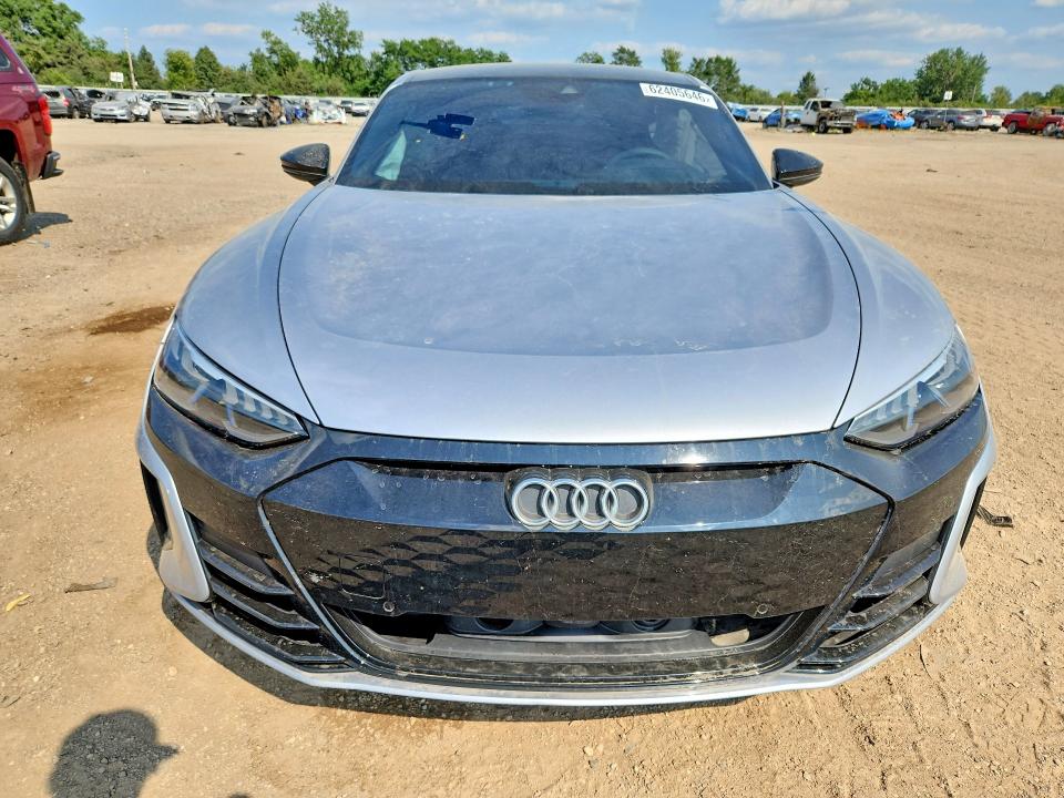 Продажа на аукционе авто 2022 Audi E-tron Gt, vin: WAUCJBFWXN7001539, номер лота: 62405646