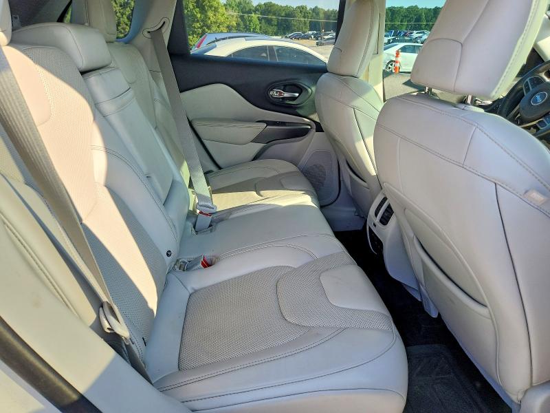 62660266 :رقم المزاد ، 1C4PJMDN7KD162468 vin ، 2019 Jeep Cherokee مزاد بيع