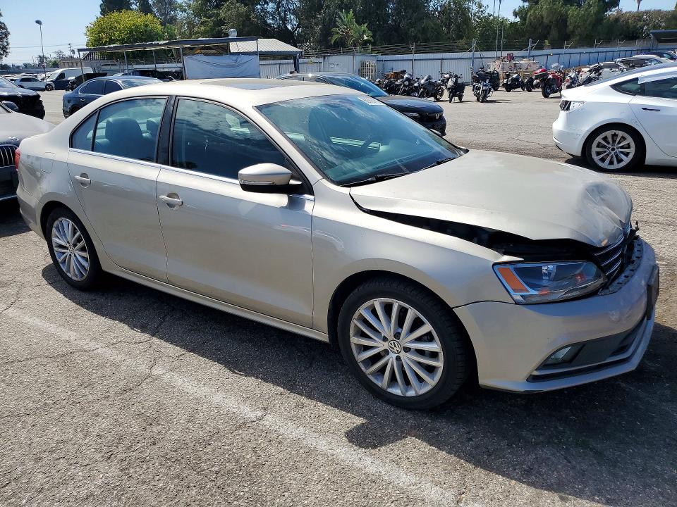2015 Volkswagen Jetta მანქანა იყიდება აუქციონზე, vin: 3VWD17AJXFM204421, აუქციონის ნომერი: 62705176