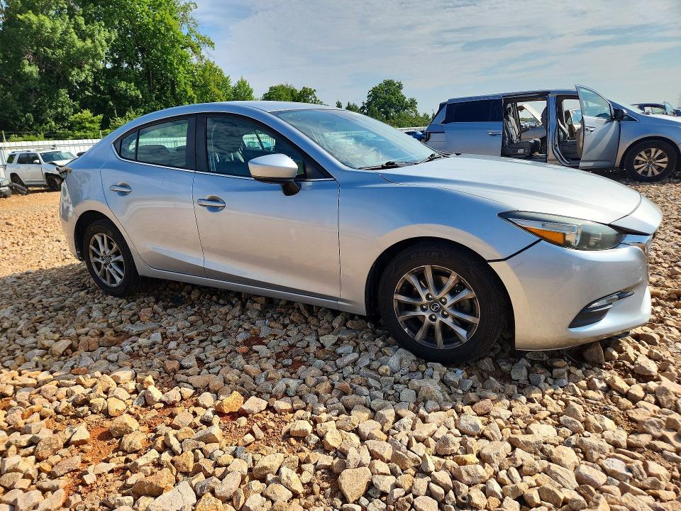Продажа на аукционе авто 2018 Mazda 3, vin: 3MZBN1U74JM214556, номер лота: 59074006