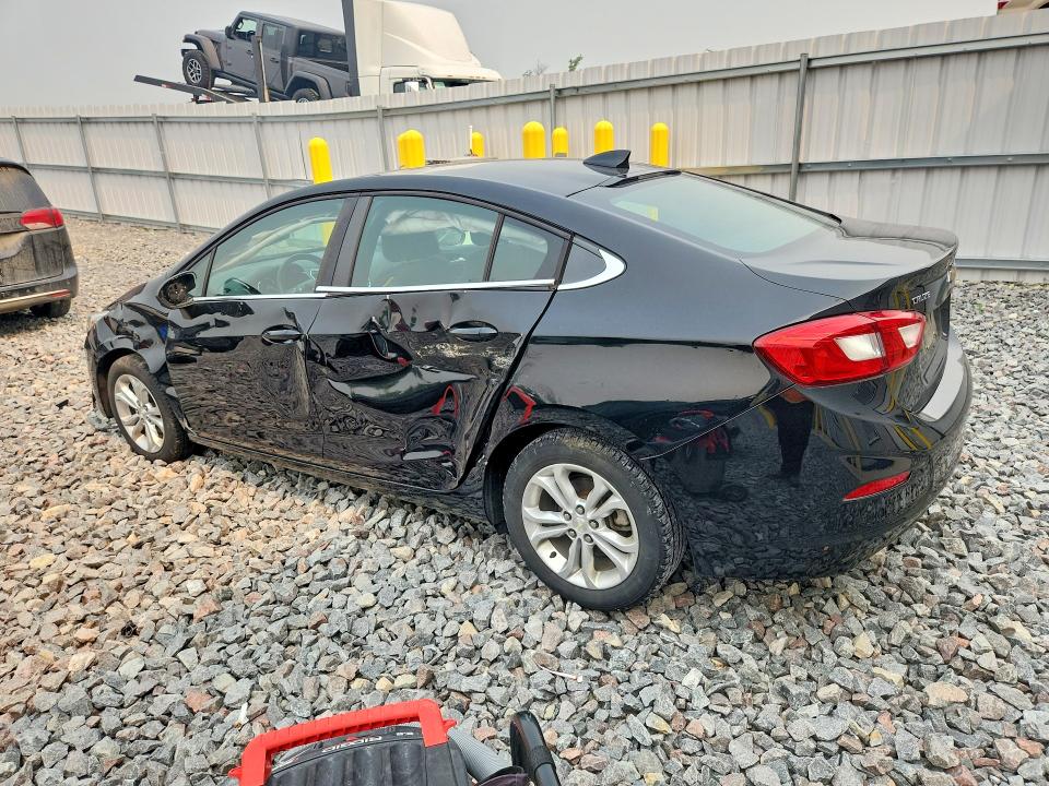 61401896 :رقم المزاد ، 1G1BE5SM6K7145960 vin ، 2019 Chevrolet Cruze مزاد بيع