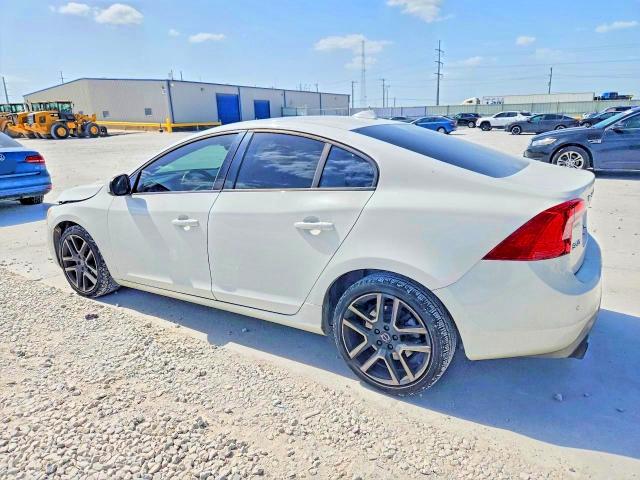 Продажа на аукционе авто 2018 Volvo S60, vin: YV126MFL6J2455869, номер лота: 59178066