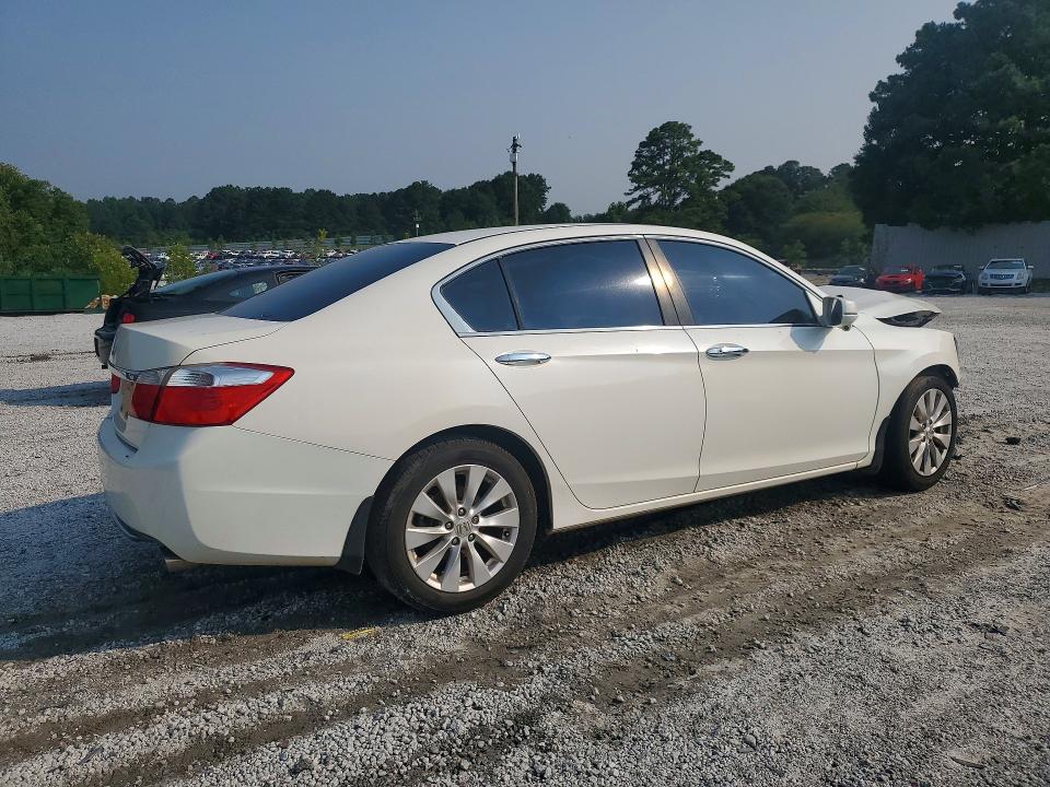 Продажа на аукционе авто 2014 Honda Accord, vin: 1HGCR2F7XEA226584, номер лота: 61953446
