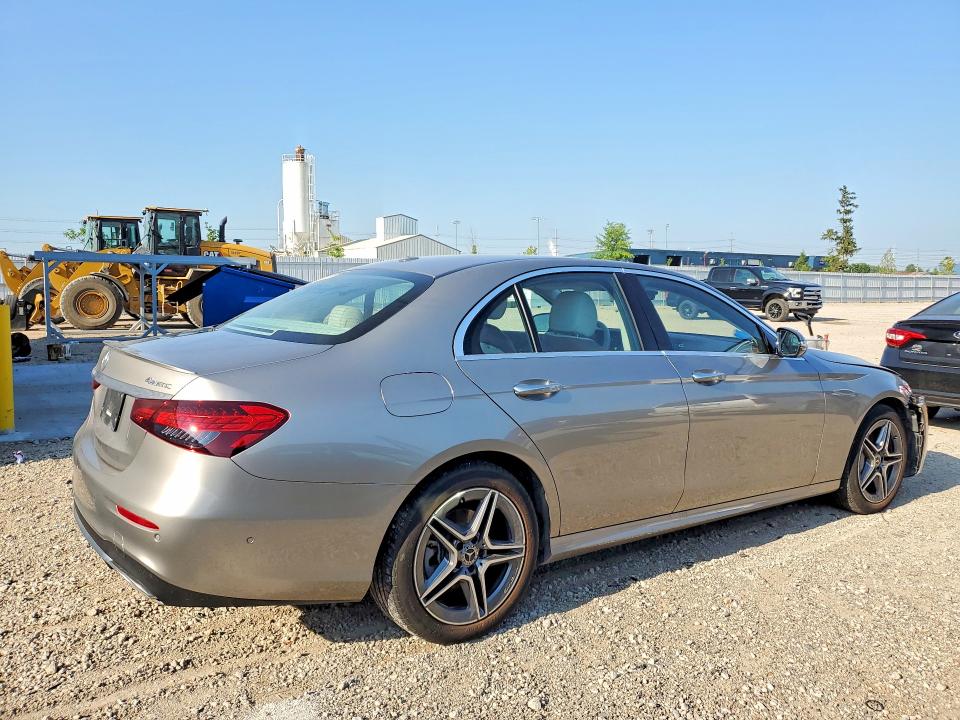 Продажа на аукционе авто 2022 Mercedes-benz E, vin: W1KZF8EB4NB029467, номер лота: 61039026
