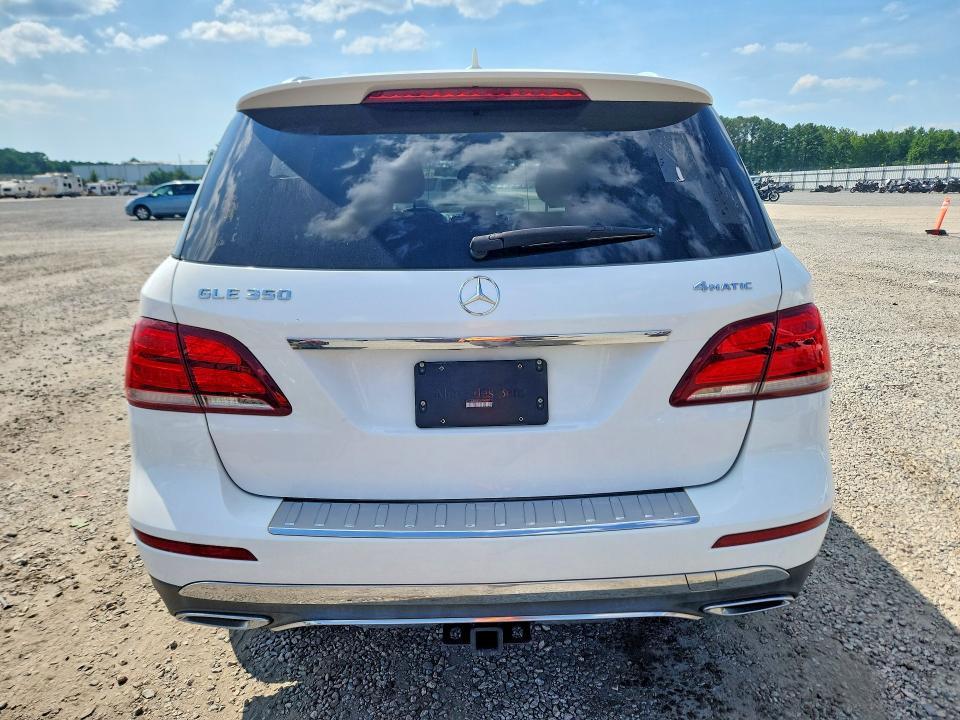 63484046 :رقم المزاد ، 4JGDA5HB7JB002525 vin ، 2018 Mercedes-benz Gle مزاد بيع