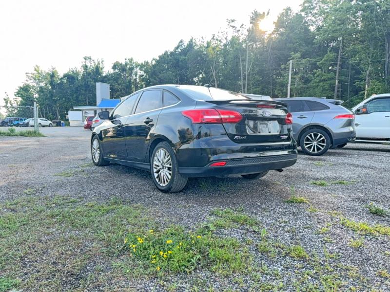 2015 Ford Focus მანქანა იყიდება აუქციონზე, vin: 1FADP3J24FL245377, აუქციონის ნომერი: 61447526