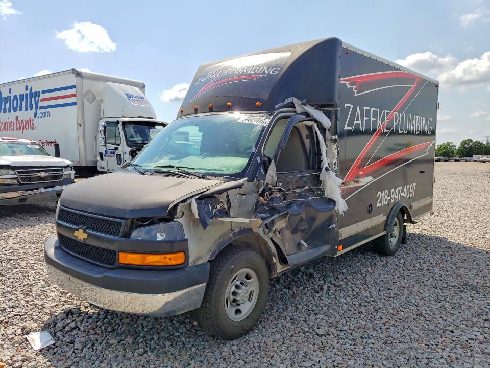 59601886 :رقم المزاد ، 1GB0GRFG3K1369862 vin ، 2019 Chevrolet Express مزاد بيع
