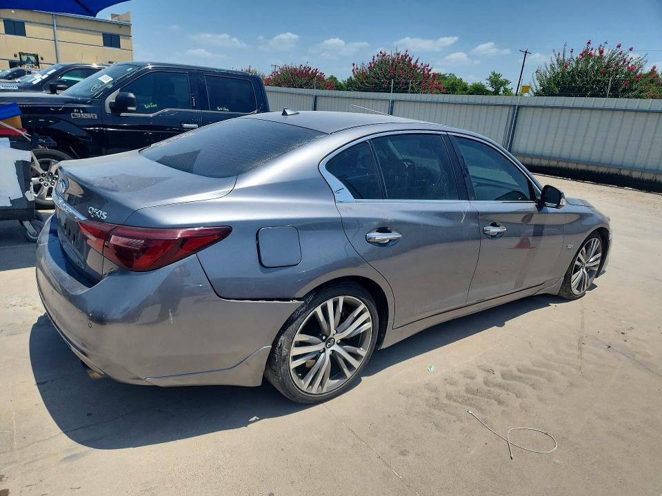 61528986 :رقم المزاد ، JN1EV7APXJM355394 vin ، 2018 Infiniti Q50 مزاد بيع
