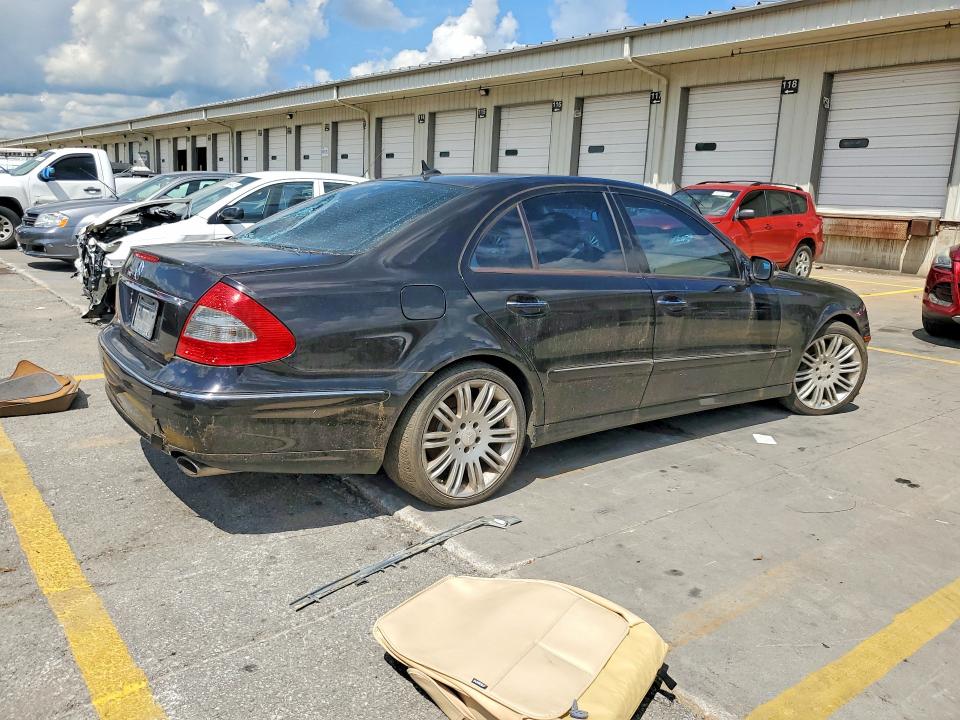 60719146 :رقم المزاد ، WDBUF56X18B206492 vin ، 2008 Mercedes-benz E مزاد بيع
