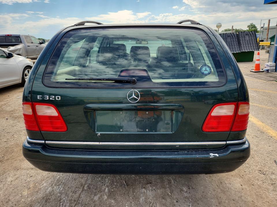 Продажа на аукционе авто 1998 Mercedes-benz E, vin: WDBJH82F7WX005501, номер лота: 59977226