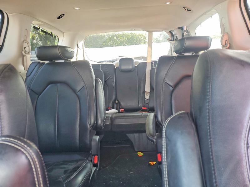 61350816 :رقم المزاد ، 2C4RC1BG6NR146897 vin ، 2022 Chrysler Pacifica مزاد بيع