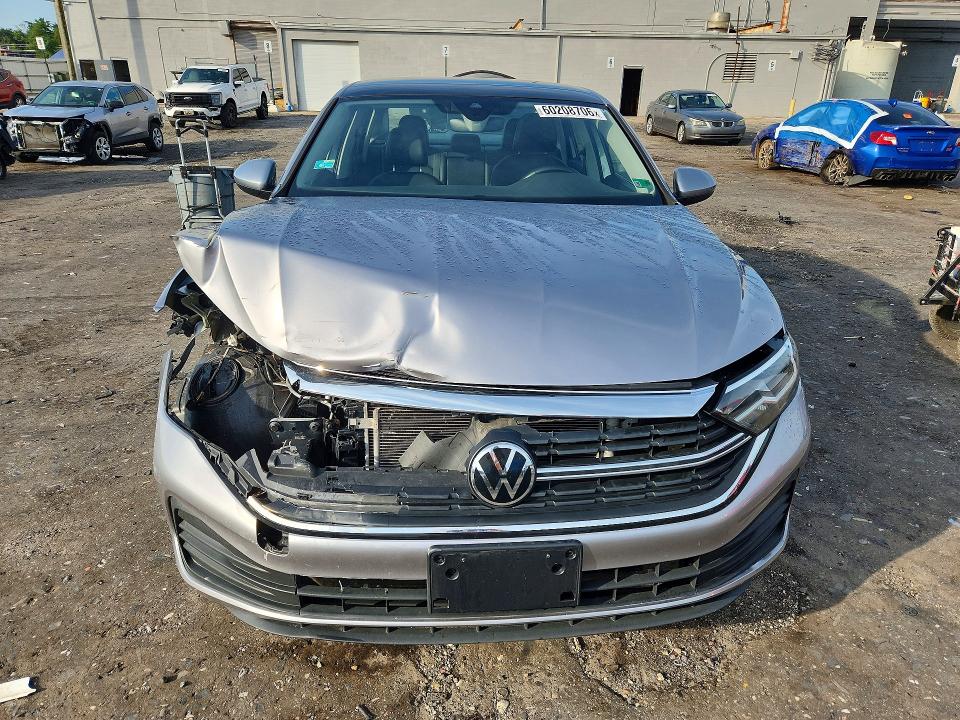 60208706 :رقم المزاد ، 3VW7M7BU3RM017961 vin ، 2024 Volkswagen Jetta مزاد بيع