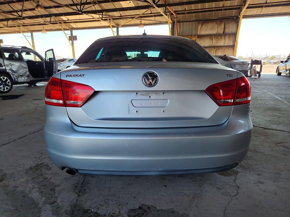 2015 Volkswagen Passat მანქანა იყიდება აუქციონზე, vin: 1VWAT7A30FC061544, აუქციონის ნომერი: 58396056