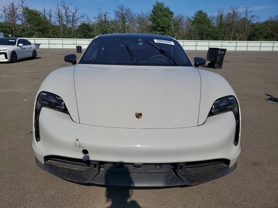 60963066 :رقم المزاد ، WP0AC2Y14MSA63409 vin ، 2021 Porsche Taycan مزاد بيع