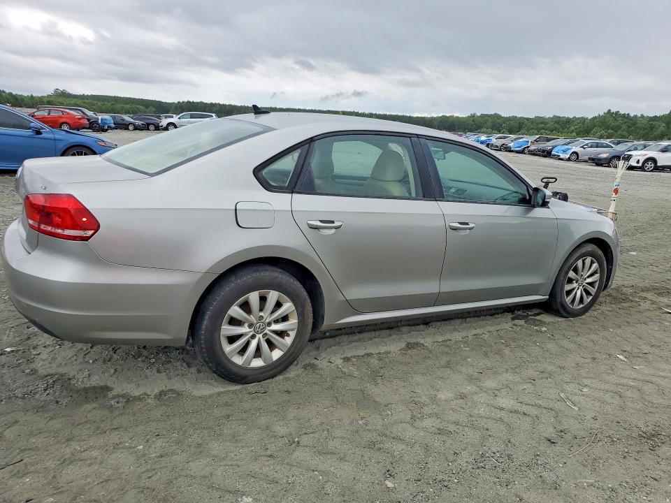 Продажа на аукционе авто 2014 Volkswagen Passat, vin: 1VWAT7A37EC111158, номер лота: 62342296