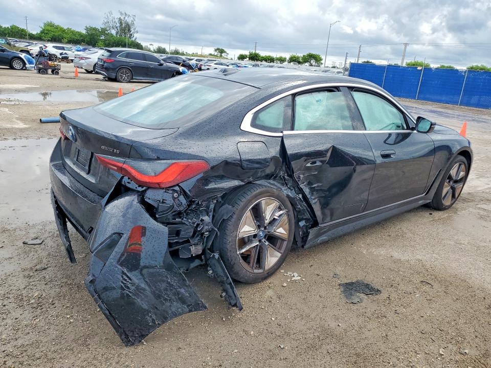 62406436 :رقم المزاد ، WBY43AW04RFS59220 vin ، 2024 Bmw I4 مزاد بيع