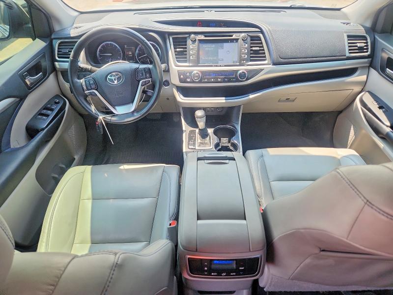 Продаж на аукціоні авто 2019 Toyota Highlander, vin: 5TDJZRFH6KS581595, номер лоту: 59838636