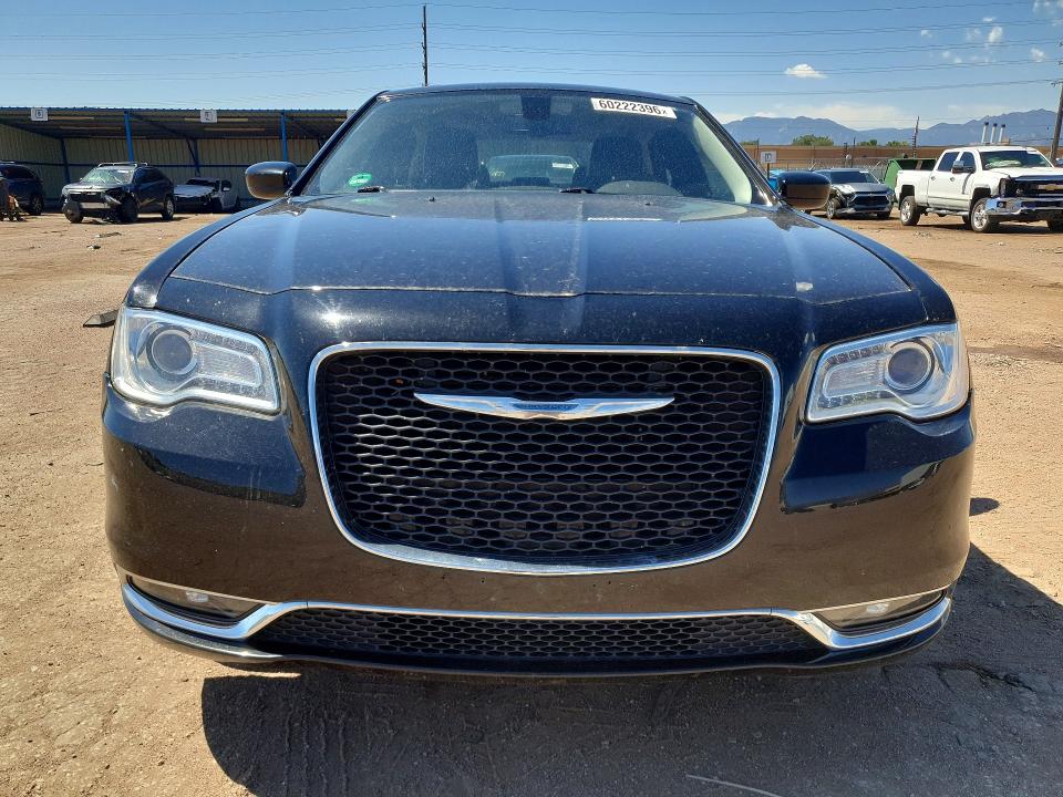 Продажа на аукционе авто 2018 Chrysler 300, vin: 2C3CCARGXJH143095, номер лота: 60222396