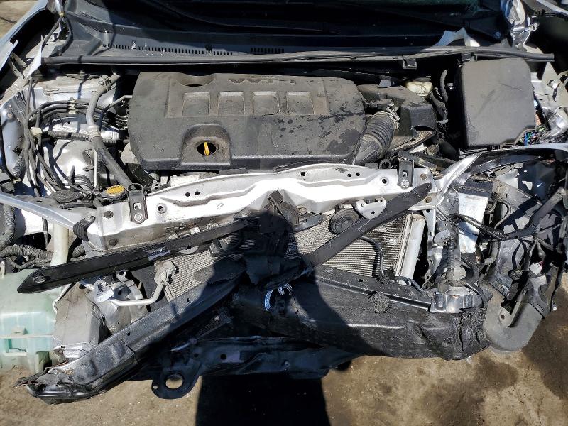 61383806 :رقم المزاد ، 5YFBURHE4FP303301 vin ، 2015 Toyota Corolla مزاد بيع