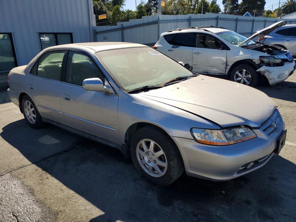 61458946 :رقم المزاد ، JHMCG66852C028580 vin ، 2002 Honda Accord مزاد بيع