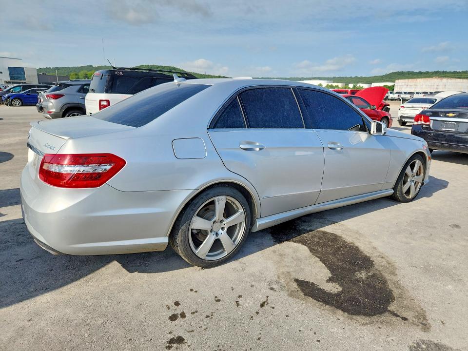 2011 Mercedes-benz E მანქანა იყიდება აუქციონზე, vin: WDDHF8HB7BA492292, აუქციონის ნომერი: 61426546