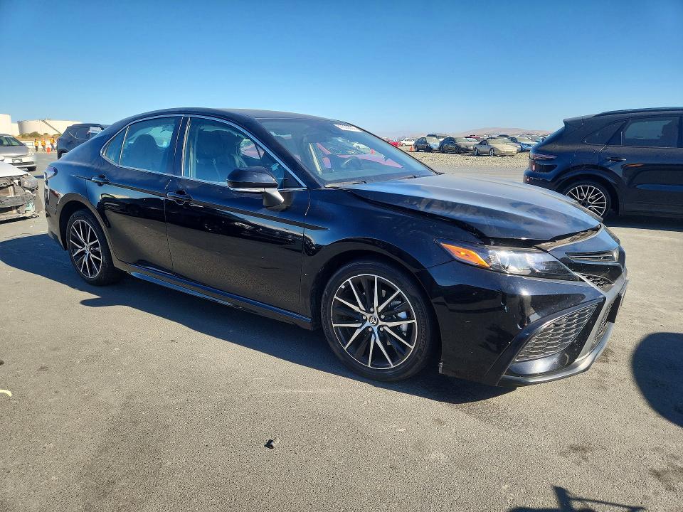 Продаж на аукціоні авто 2023 Toyota Camry, vin: 4T1G11AK1PU801987, номер лоту: 61593896