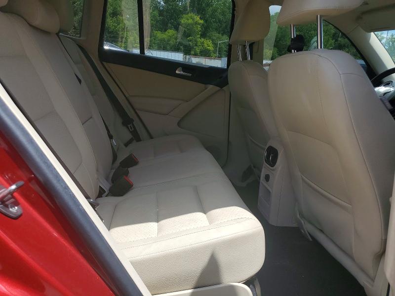 59660286 :رقم المزاد ، WVGBV7AX0GW085603 vin ، 2016 Volkswagen Tiguan مزاد بيع