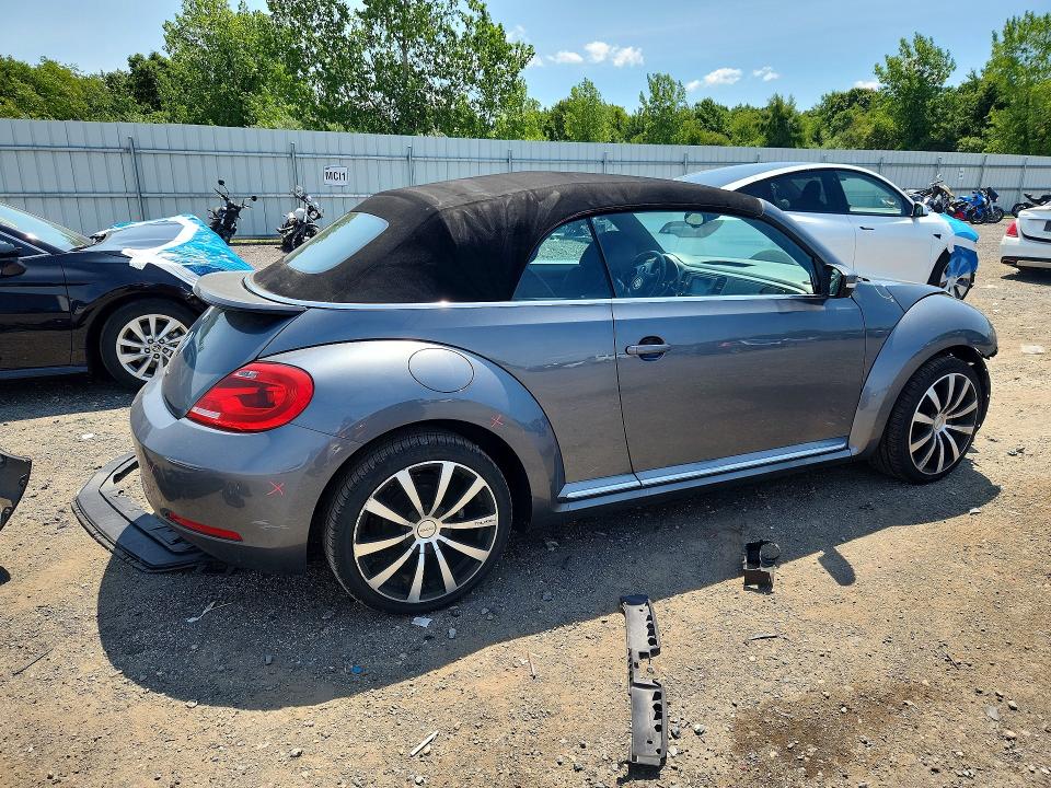 61405286 :رقم المزاد ، 3VW517AT1GM812786 vin ، 2016 Volkswagen Beetle مزاد بيع