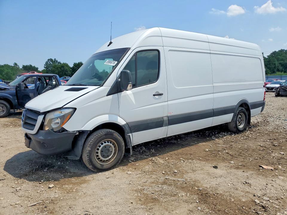 59966016 :رقم المزاد ، WD3PF1CD9JP617711 vin ، 2018 Mercedes-benz Sprinter مزاد بيع