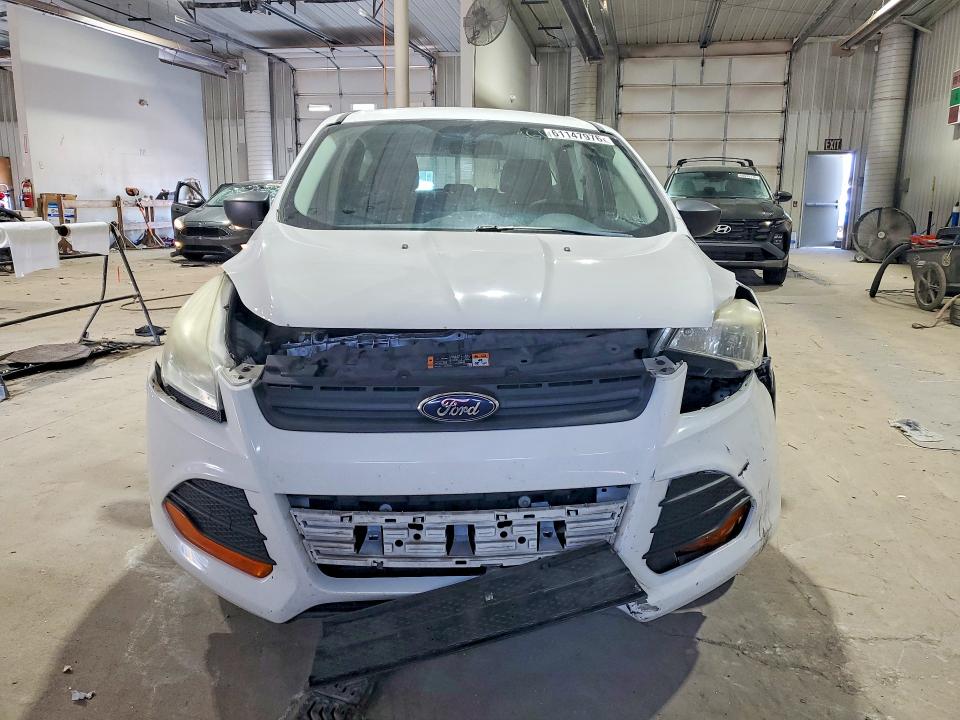 61147976 :رقم المزاد ، 1FMCU0F75EUD44845 vin ، 2014 Ford Escape مزاد بيع