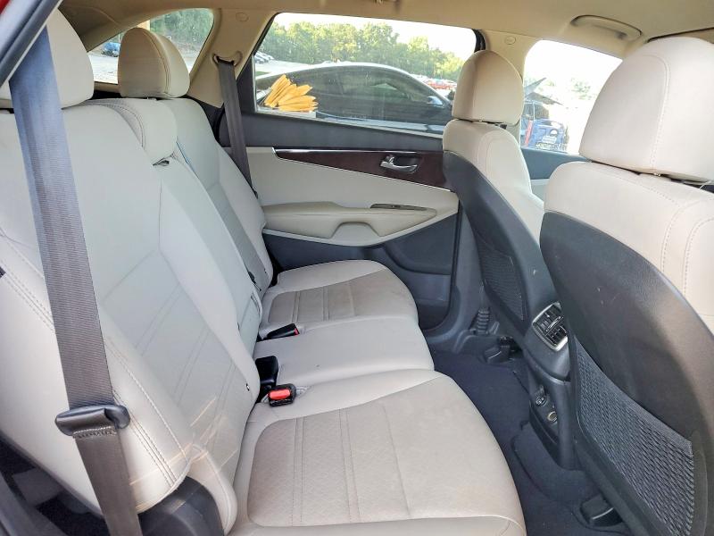 Продаж на аукціоні авто 2018 Kia Sorento, vin: 5XYPG4A56JG389265, номер лоту: 62482196