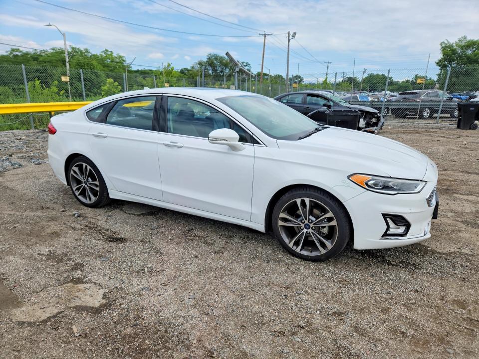 60314146 :رقم المزاد ، 3FA6P0D99LR176120 vin ، 2020 Ford Fusion مزاد بيع