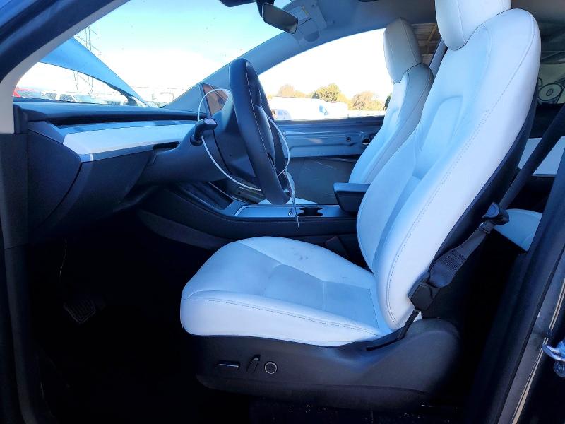 62238926 :رقم المزاد ، 7SAYGAEEXNF429246 vin ، 2022 Tesla Model Y مزاد بيع
