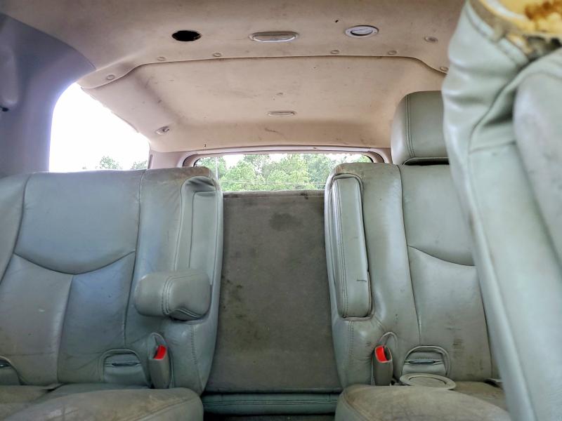 Продажа на аукционе авто 2004 Chevrolet Suburban, vin: 1GNEC16Z44R129568, номер лота: 62595656