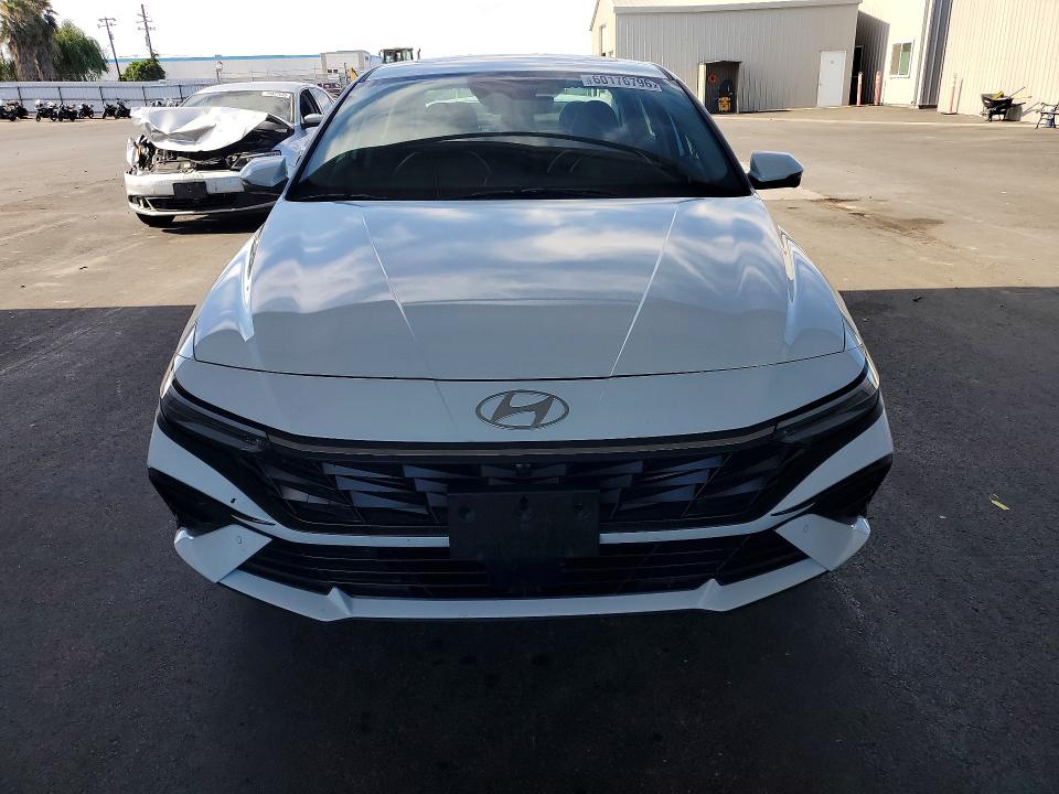 Продажа на аукционе авто 2024 Hyundai Elantra, vin: KMHLP4DGXRU795843, номер лота: 60176796