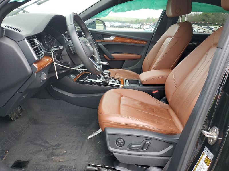 59386526 :رقم المزاد ، WA1AAAFY0M2110149 vin ، 2021 Audi Q5 مزاد بيع