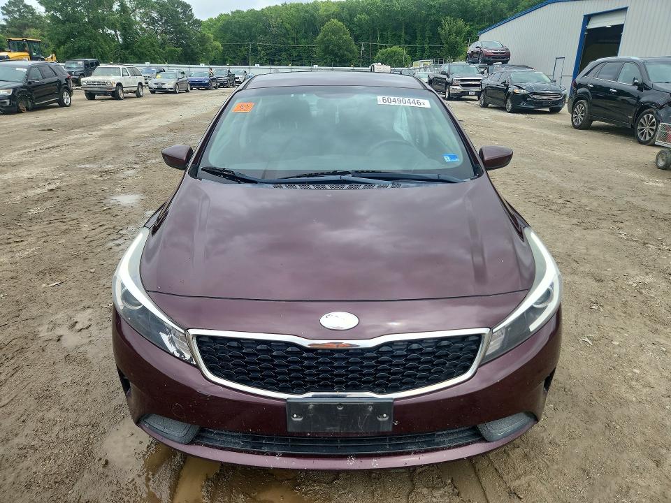 2018 Kia Forte მანქანა იყიდება აუქციონზე, vin: 3KPFL4A77JE196533, აუქციონის ნომერი: 60490446