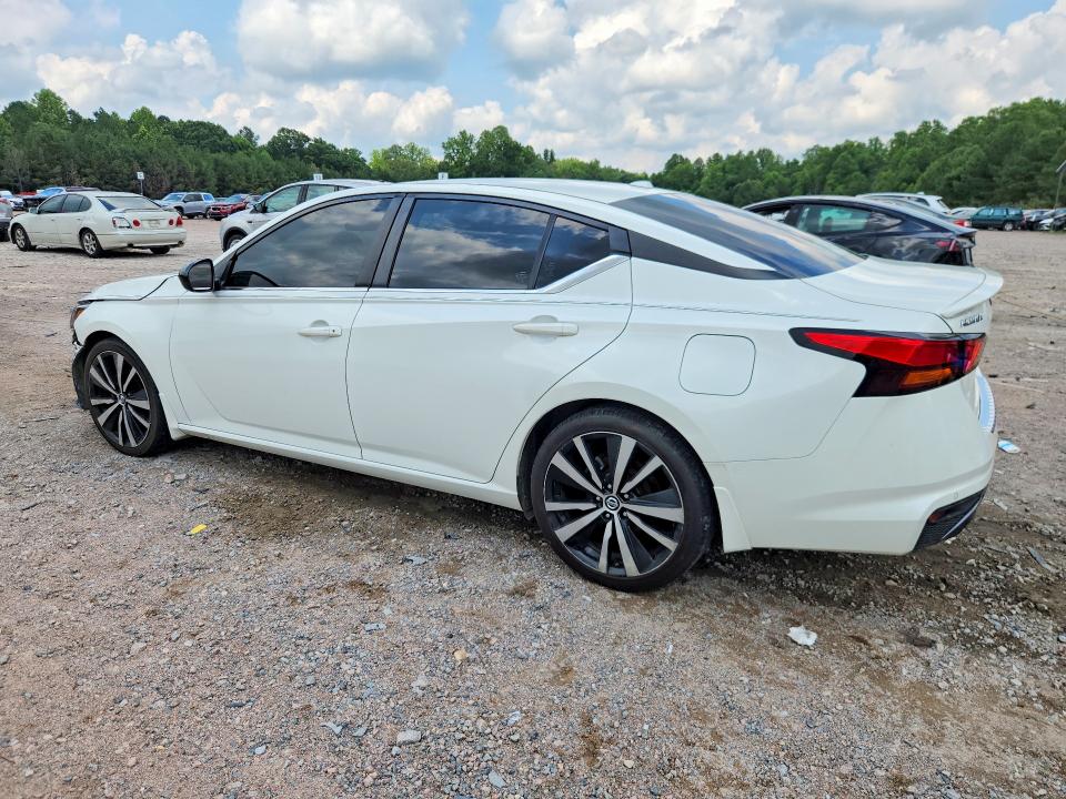 85988945 :رقم المزاد ، 1N4BL4CV2MN370735 vin ، 2021 Nissan Altima مزاد بيع
