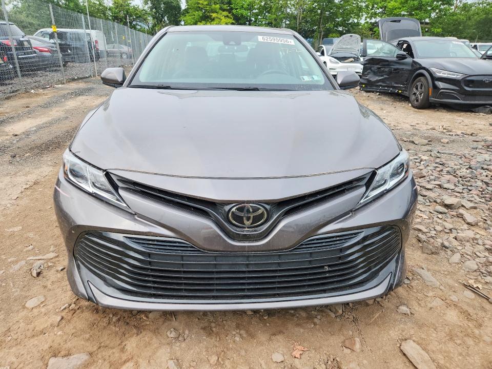 2020 Toyota Camry მანქანა იყიდება აუქციონზე, vin: 4T1C11AK1LU395931, აუქციონის ნომერი: 62595956