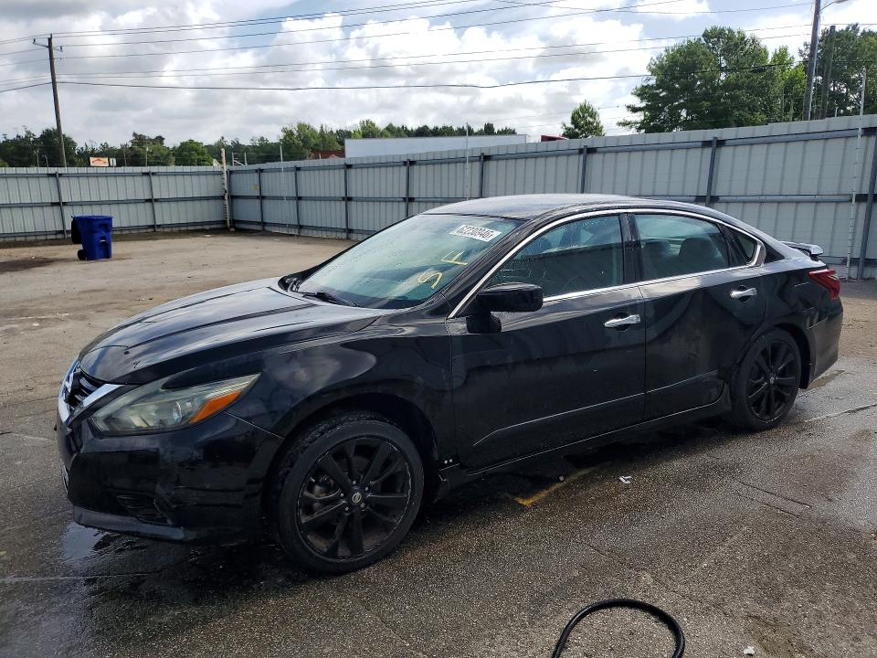 Продажа на аукционе авто 2017 Nissan Altima, vin: 1N4AL3AP0HC242392, номер лота: 62230946