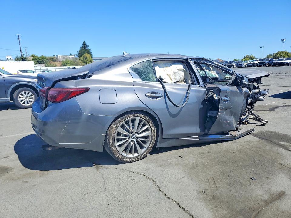 62425476 :رقم المزاد ، JN1EV7AP9JM366970 vin ، 2018 Infiniti Q50 مزاد بيع