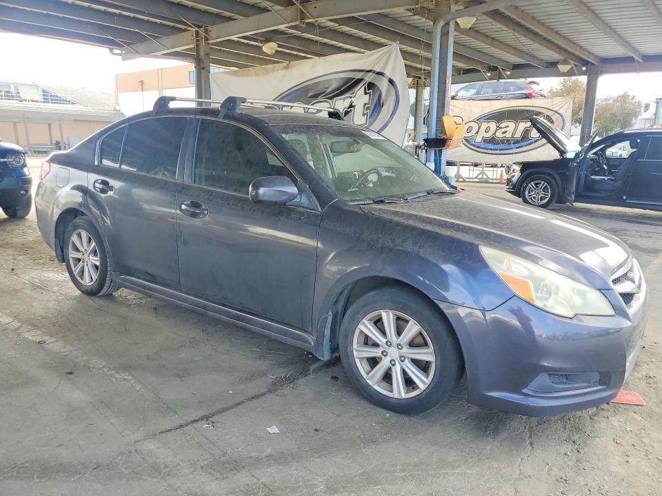 2011 Subaru Legacy მანქანა იყიდება აუქციონზე, vin: 4S3BMBC66B3215988, აუქციონის ნომერი: 60651916
