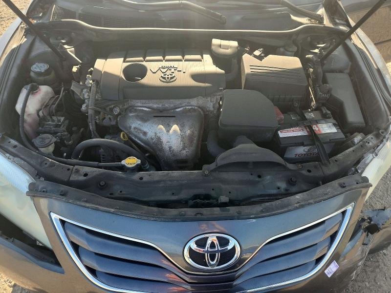 57201886 :رقم المزاد ، 4T1BF3EK1AU112914 vin ، 2010 Toyota Camry مزاد بيع