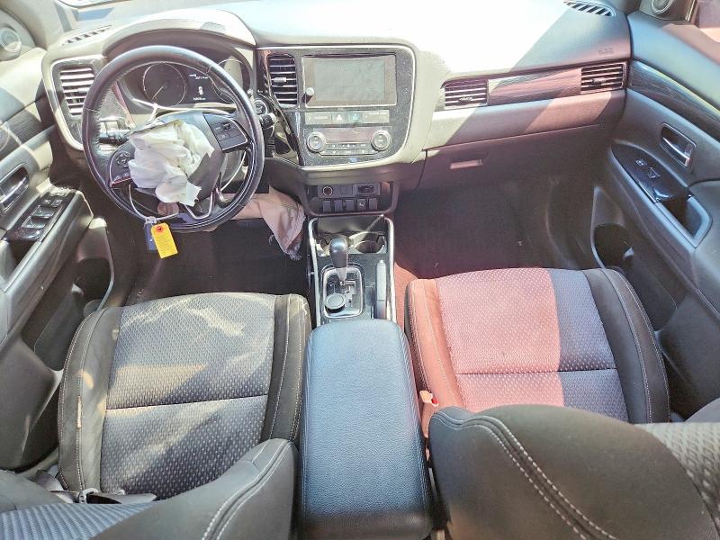 2018 Mitsubishi Outlander მანქანა იყიდება აუქციონზე, vin: JA4AD3A31JZ021983, აუქციონის ნომერი: 62601536