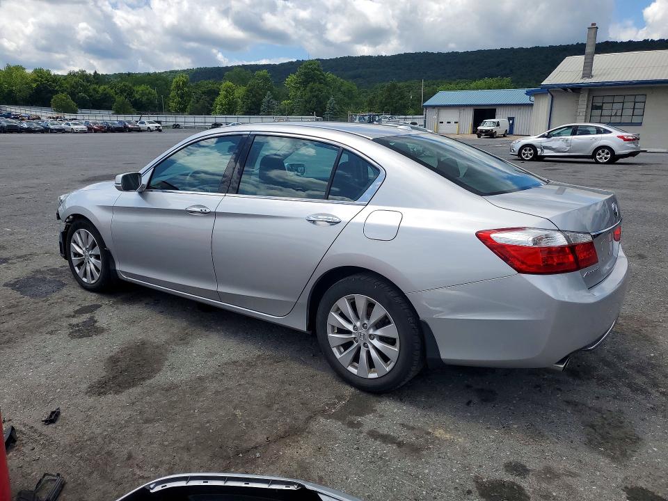 Продажа на аукционе авто 2015 Honda Accord, vin: 1HGCR3F83FA028333, номер лота: 60462176
