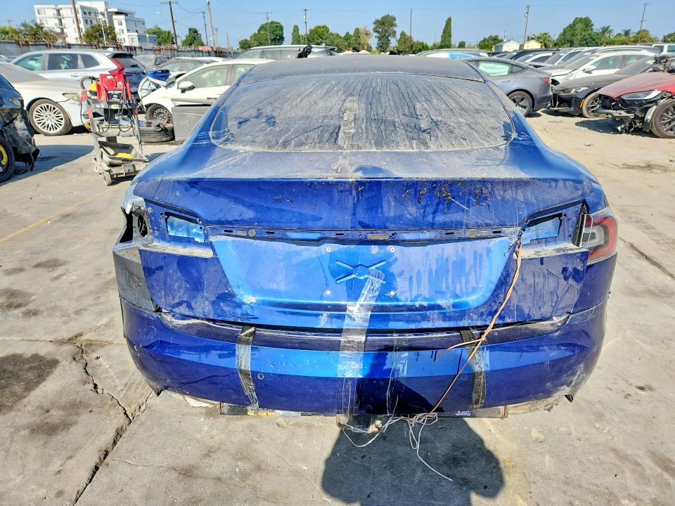 2020 Tesla Model S მანქანა იყიდება აუქციონზე, vin: 5YJSA1E2XLF354135, აუქციონის ნომერი: 62793946